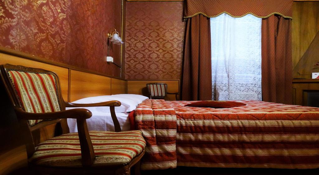 Hotel Cristina Rom Værelse billede