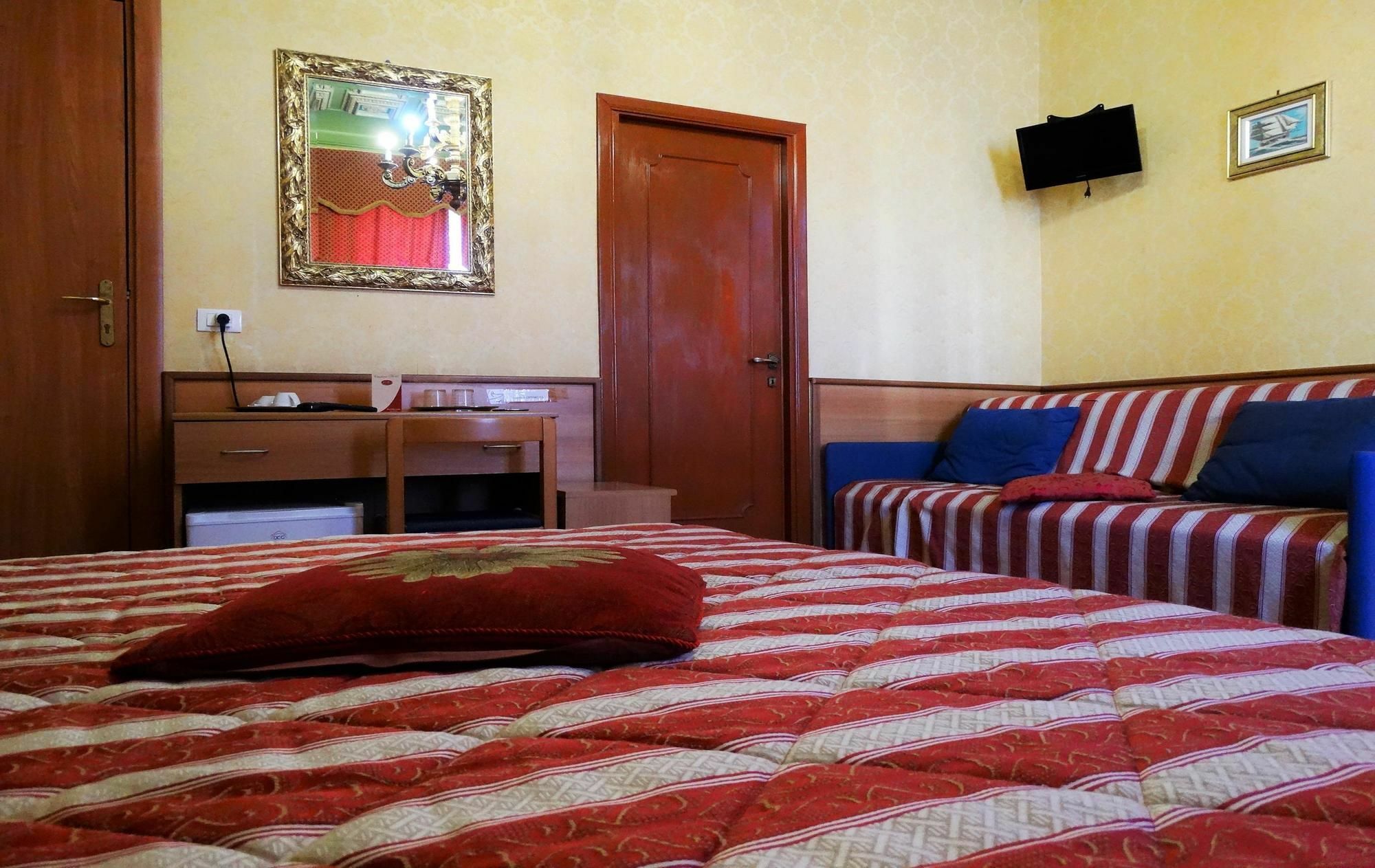 Hotel Cristina Rom Eksteriør billede